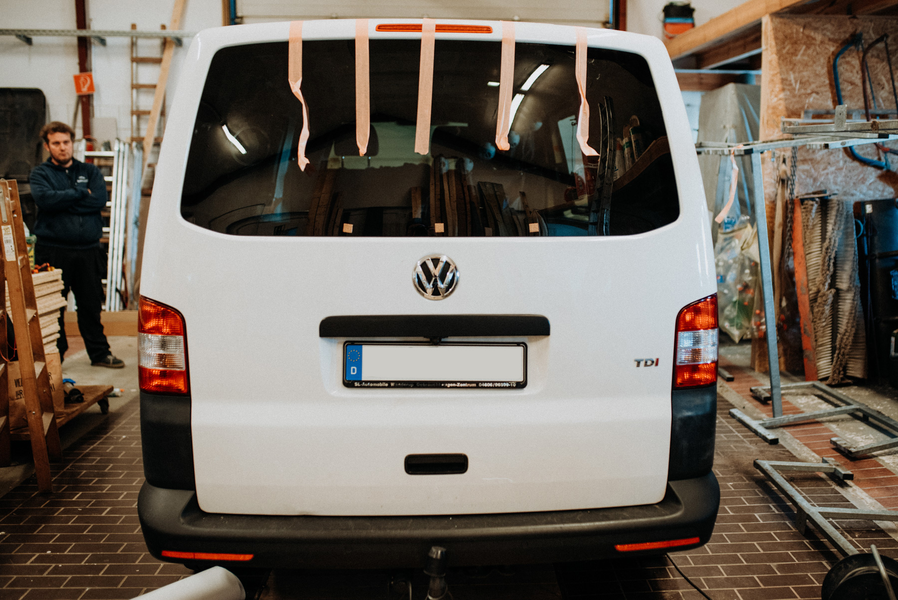 VW T5 Ausbau DIY Camper - Fenster einbauen